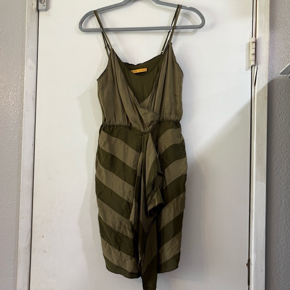 Alice & Olivia Striped Chevron Olive Green Mini Dress Y2K Clubbin Draped Whimsy